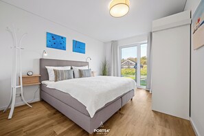 2 Schlafzimmer, Schreibtisch, Bügeleisen/Bügelbrett, kostenloses WLAN