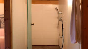 Shower, towels