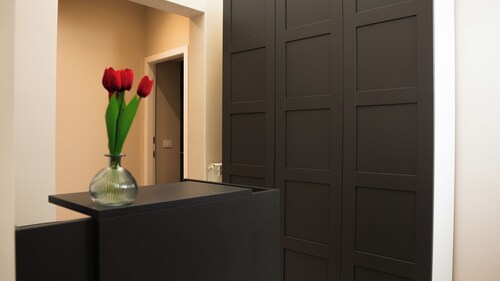 Suites 215 Colosseum - Guesthouse