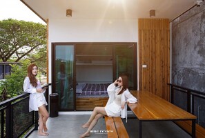 Deluxe Villa, Canal View | Terrace/patio