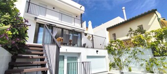 Casa con embarcadero, ideal para familias.