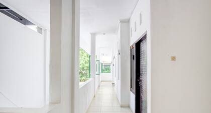 OYO 94650 Guest House Sakinah