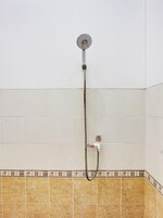 Shower, rainfall showerhead, towels