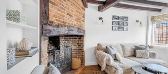 Dolphin Cottage, Oxfordshire, England