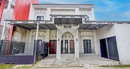 OYO 94707 Guesthouse Alun Alun