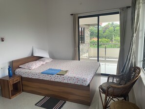 3 bedrooms, iron/ironing board, WiFi