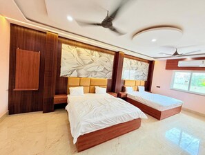 家庭房 | 免费 WiFi