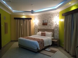 Wifi gratis y ropa de cama 