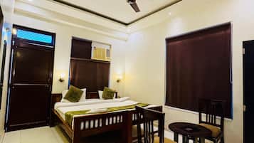 Colchones con efecto memoria, wifi gratis y ropa de cama