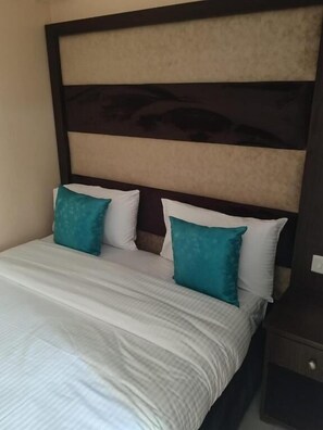 Quarto solteiro standard | Wi-Fi de cortesia, roupa de cama