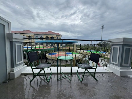 Superior Quadruple Room, Balcony, Garden View | Balcony
