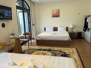 Chambre Quadruple Confort, balcon, vue jardin