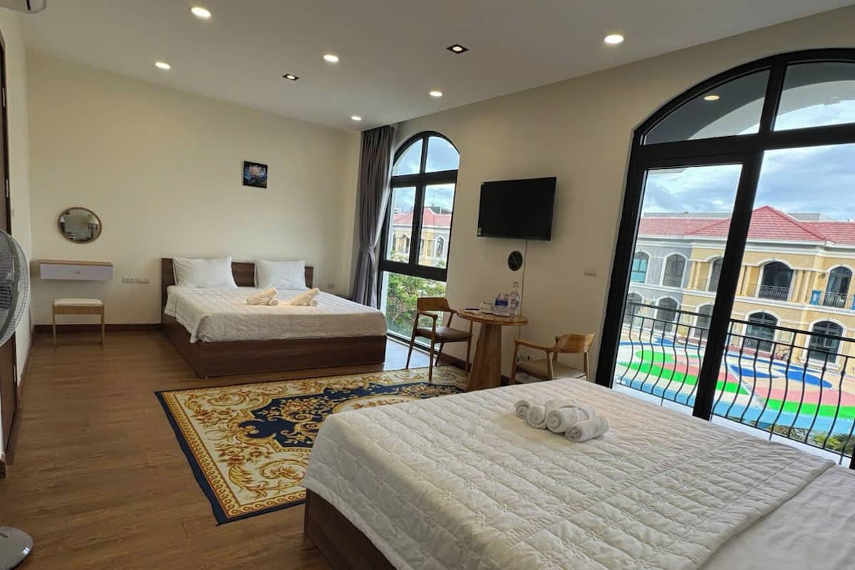 Chambre Quadruple Confort, balcon, vue jardin