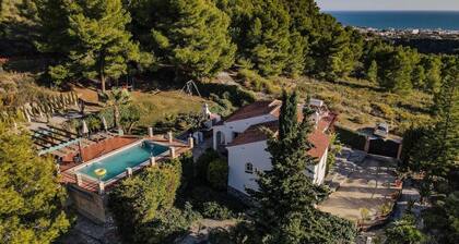 5 bedroom villa, with breathtaking views, *heated swimming pool and *sauna