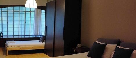 2 多间卧室、WiFi、床单