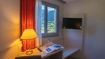 Superior Double Room, Lake View | Free WiFi, wheelchair access