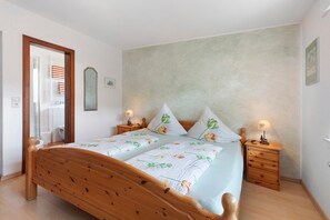 1 bedroom, WiFi, bed sheets - Guesthouse Hanni – Double Room with Wi-Fi (Todtmoos)