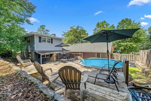 Pool - Columbus 5BR Oasis w/ Game Room Near Airport (Columbus)