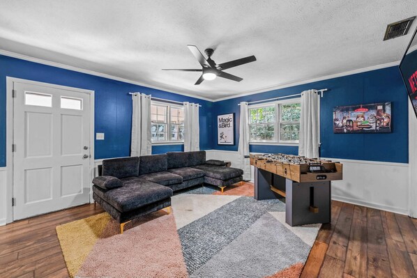 غرفة الألعاب