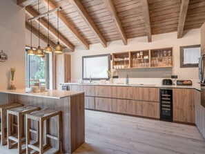 Fridge, microwave, dishwasher