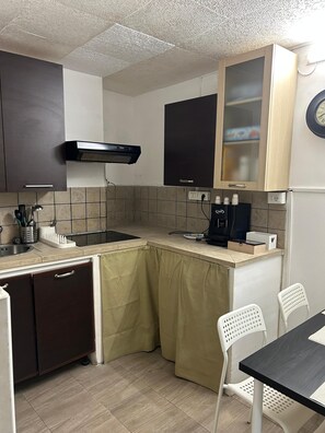 Microwave, oven, stovetop