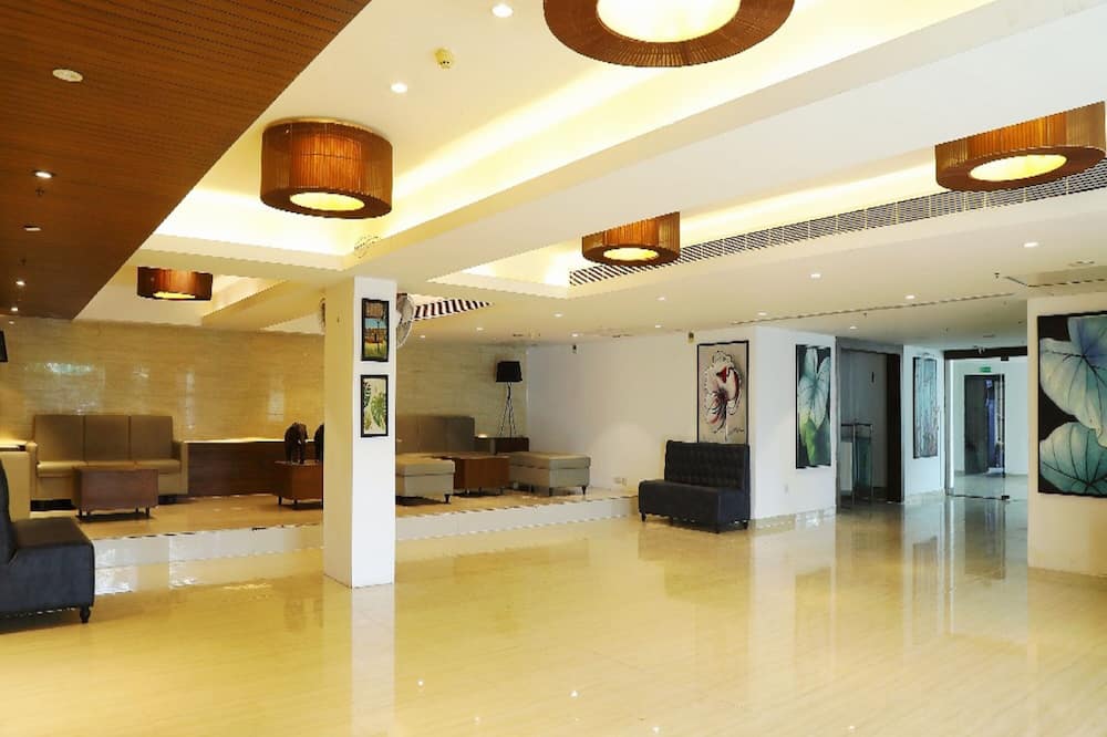 Hotel Banyan Palace