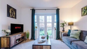 Apartment | Living area - 15 Goddard Street (Crewe)