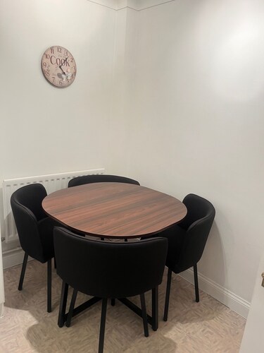 Elegant City Escape in London