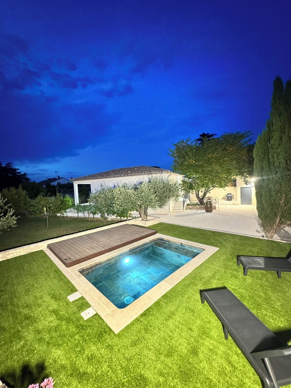 Piscine extérieure