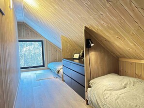 Ferienhütte, 4 Schlafzimmer, Terrasse, Seeblick