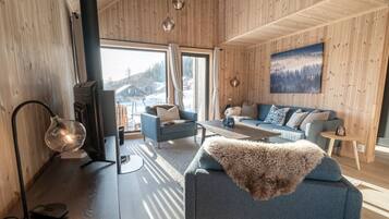 Kabin, 4 kamar tidur, teras, pemandangan danau | Area keluarga