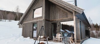 Hiking, Ski Resort, Local Shuttle bus Oslo Airport