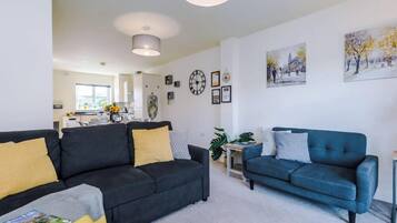 Apartment | Living area