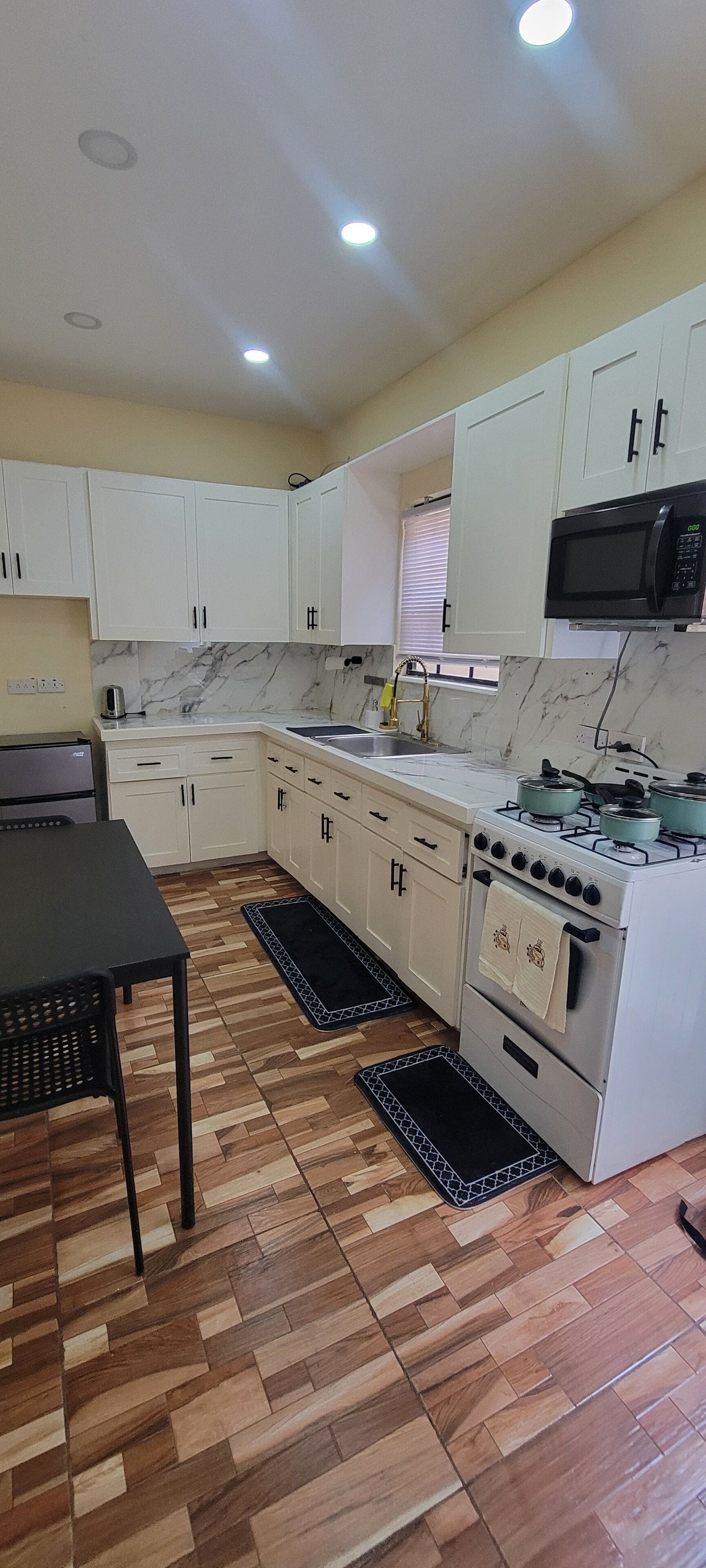 舒适公寓 | 遮光窗帘、熨斗/熨板、免费 WiFi