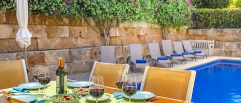 Restauration extérieure