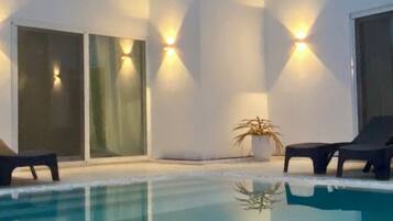 Villa Luxe, patio, vue jardin | Terrasse/Patio