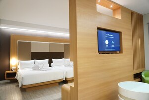 Quarto casal família, sacada | Escrivaninha, Wi-Fi de cortesia