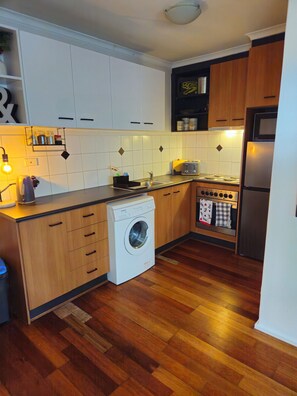 Microones, forn i placa de cuina 