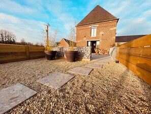 Enceinte de lâhĂ©bergement