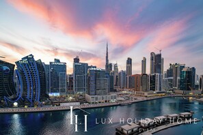 Exterior - LUX The Modern Binghatti Canal Suite 3 (Dubai)