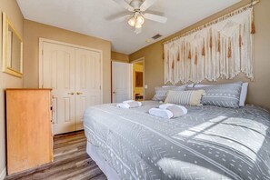 5 bedrooms, iron/ironing board, travel crib, WiFi