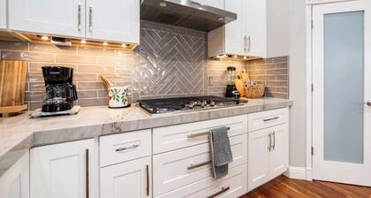 Folsom 4BR Retreat - Backyard & Parking