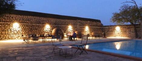 Piscina a l'aire lliure