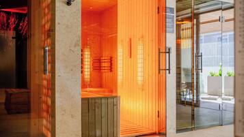 Banheira de hidromassagem, sauna a vapor, massagens