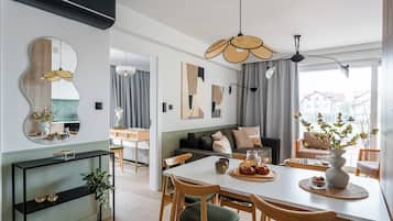 Premium Apartment, Kitchenette, Beachside | Laptop workspace, iron/ironing board, WiFi (free)