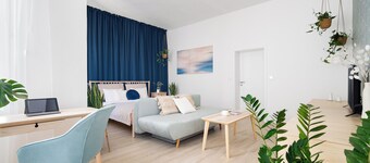Enjoy Downtown Boutique Apartments 13 by goodnite cz
