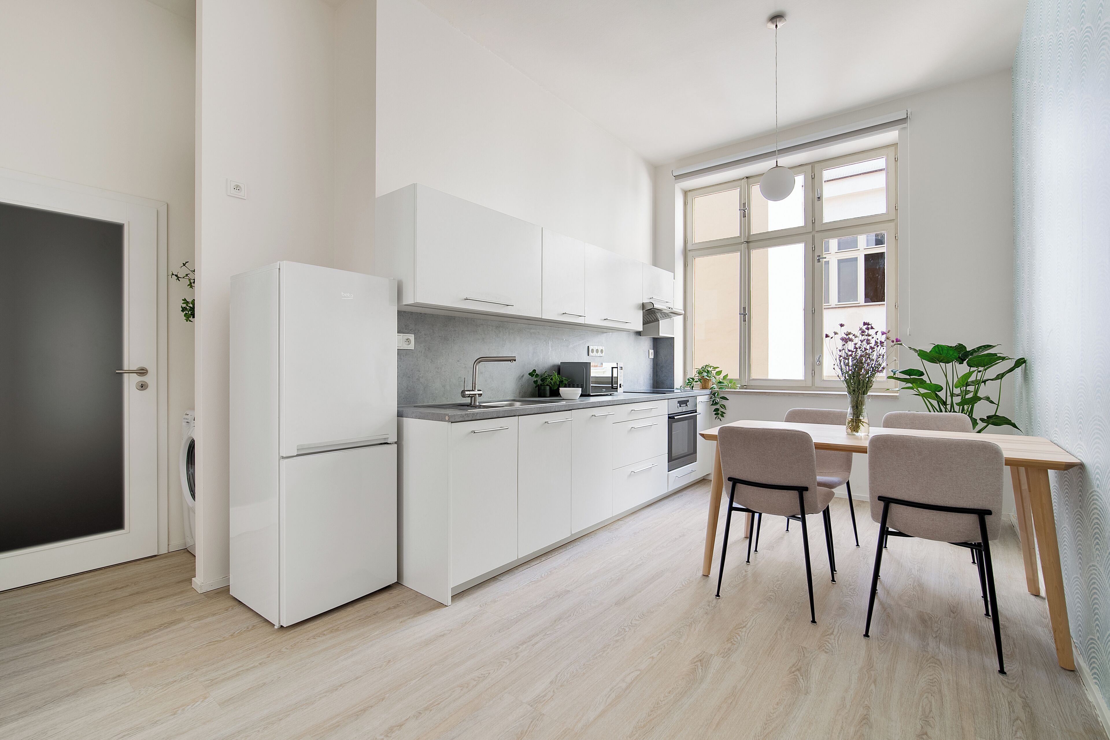 华丽公寓 | 私人厨房 | 冰箱、微波炉、烤箱、炉灶