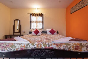 Deluxe Room, Balcony, Lake View | Desk, laptop workspace, bed sheets