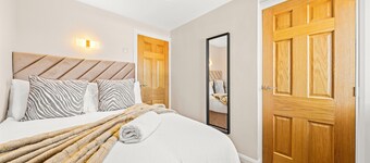 Modern 3Bed Home Next To Glasgow Airport