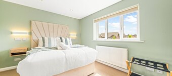 Modern 3Bed Home Next To Glasgow Airport